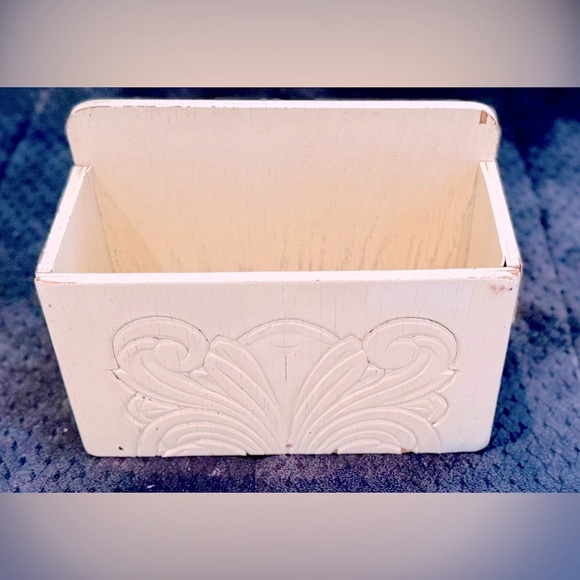 SHABBY CHIC Wooden Vintage Ivory Chippy Painted Desk Organizer Wood Box Mail Bin - Picture 10 of 13